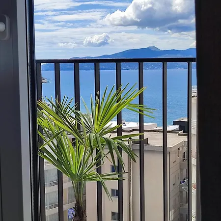 Palm&lemon Sea View & Free Parking Апартаменты Саранда